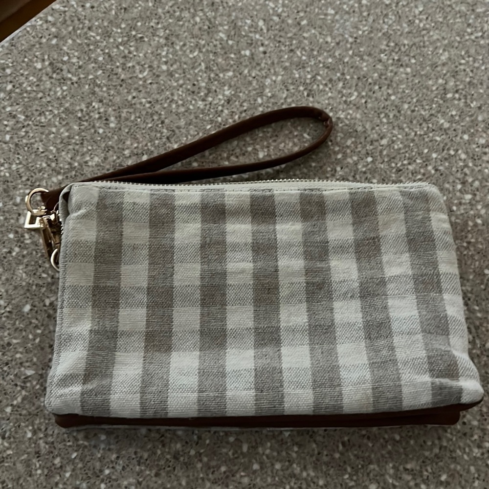 Jen & Co Zippered Clutch